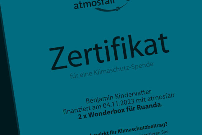 Zertifikat Co2-Kompensation atmosfair, blau eingefärbt